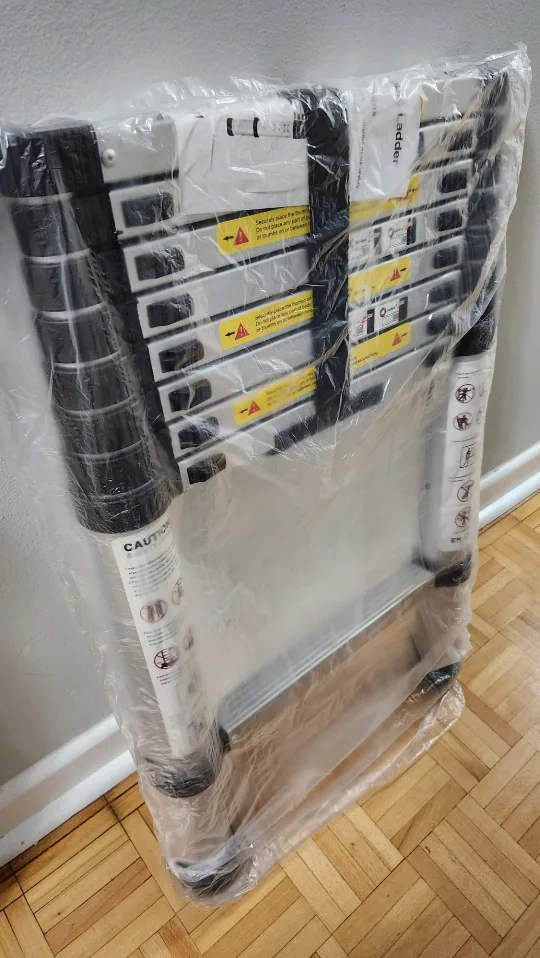 8.5ft Extendable Ladder *new thumbnail