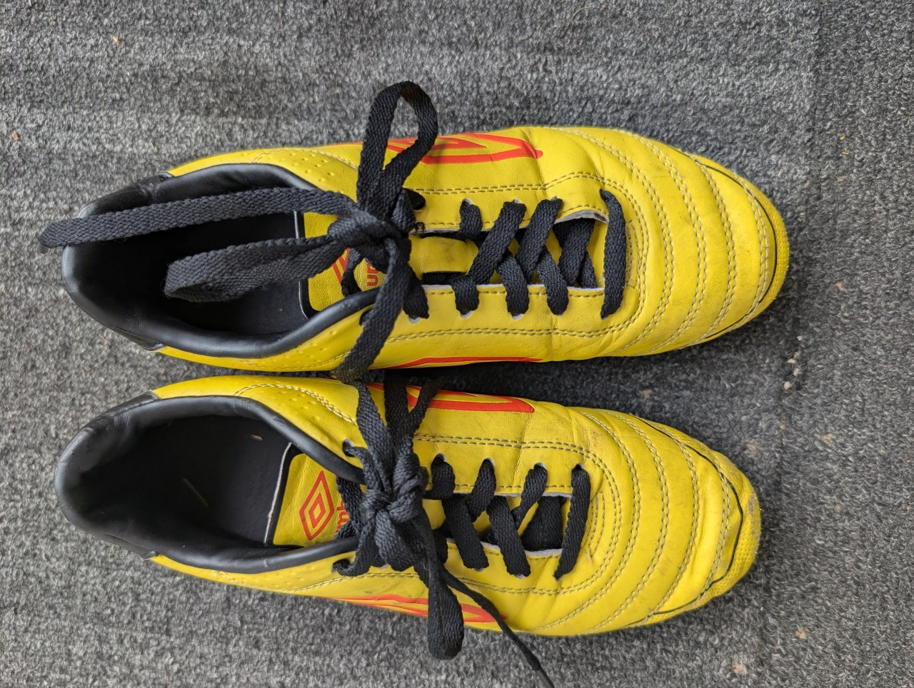 Umbro Yellow Soccer Cleats