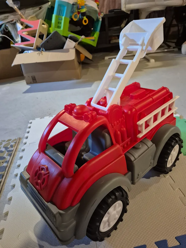 Red Plastic Toy Firetruck image indicator(4)