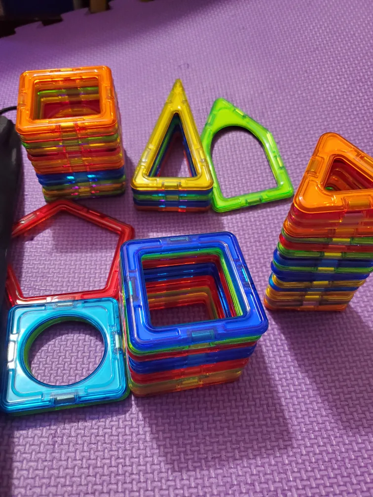 Magformers Magnetic Building Tiles with Bag thumbnail