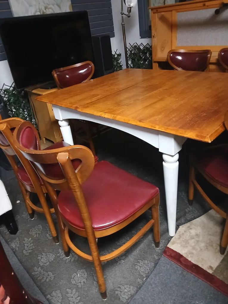 table and 6chears thumbnail