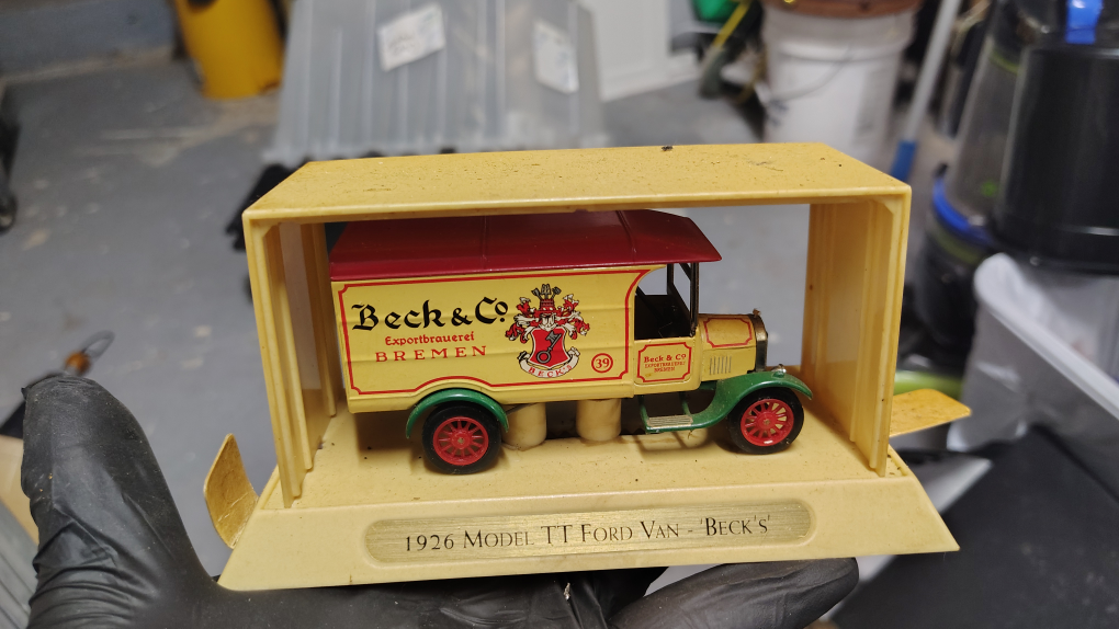 Vintage Diecast Delivery Truck Collection - photo 4