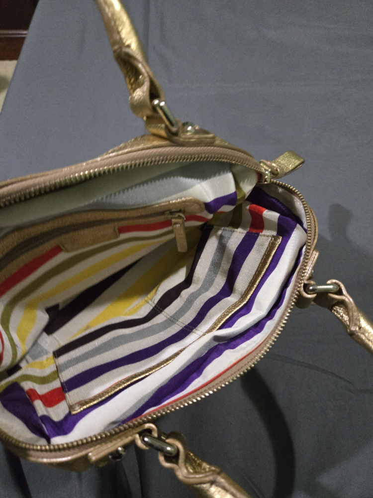 Kate Spade Gold Handbag - photo 2