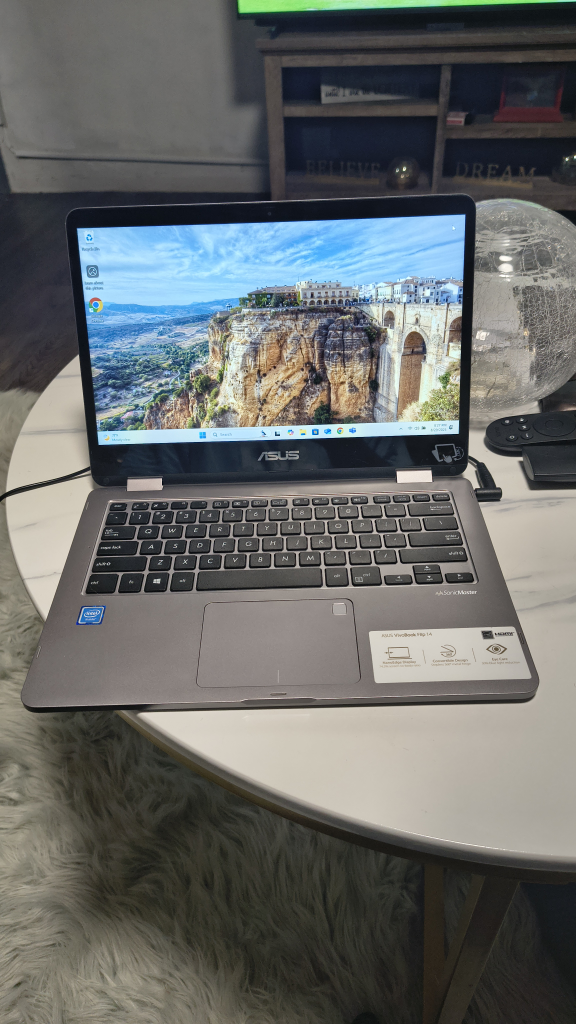 ASUS VivoBook Flip 14