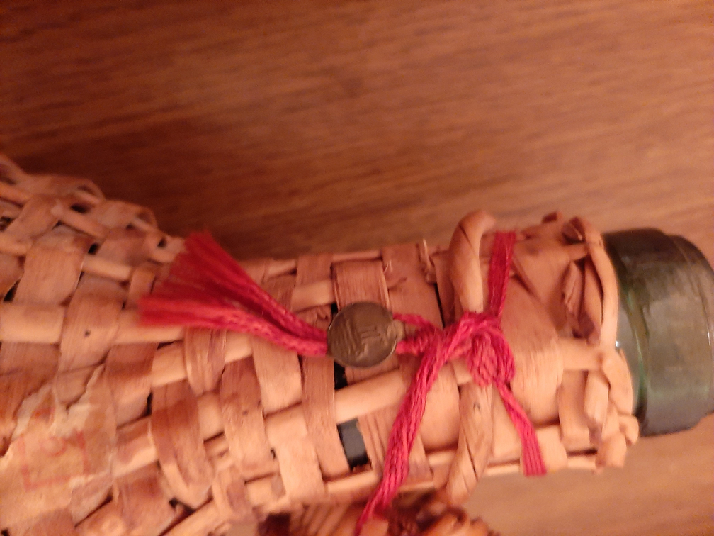 Wicker Wrapped Wine Bottle - photo 3