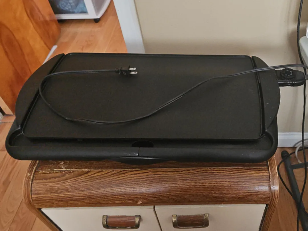 Electric Griddle thumbnail