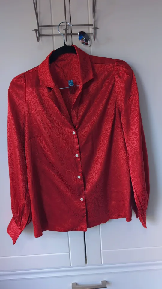 Assorted Women's Blouses & Cardigan thumbnail