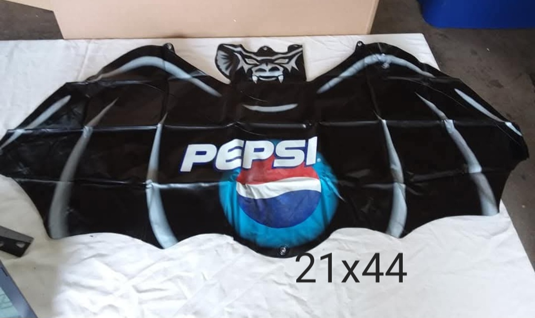 Inflatable Tostitos Football Helmet & Pepsi Bat Wings - photo 3