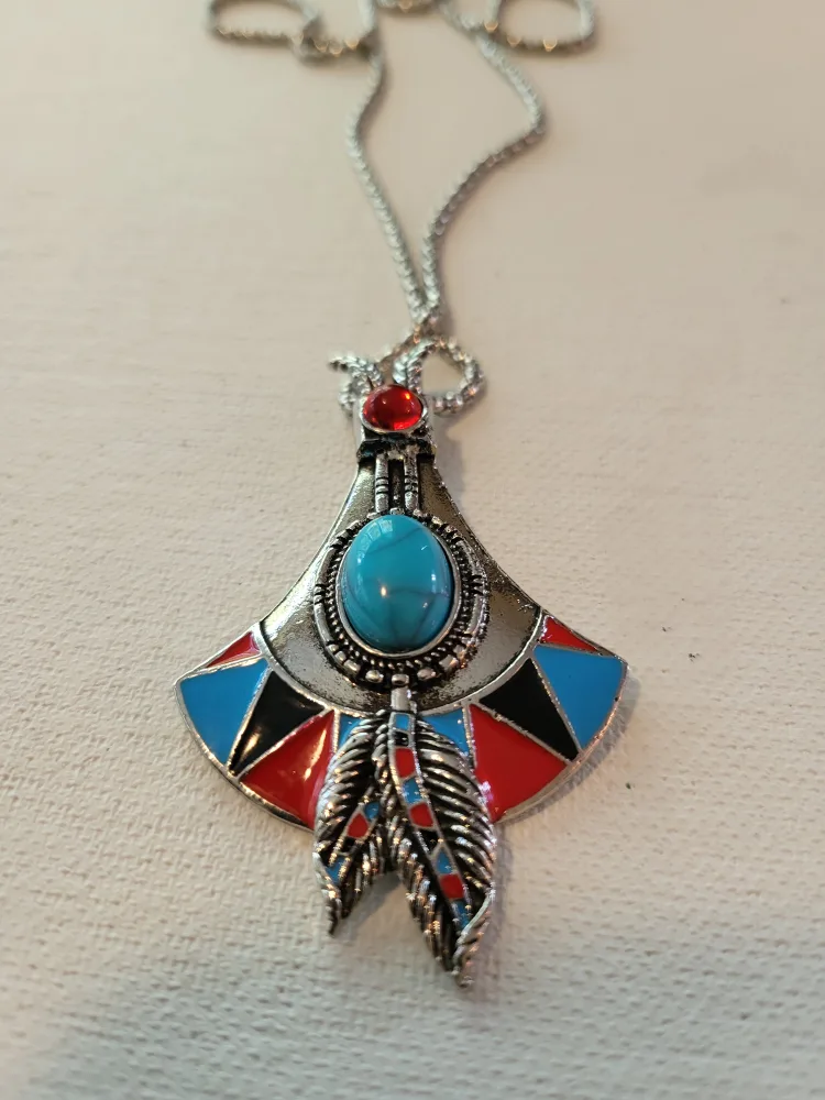 Necklace with Turquoise and Feather Design thumbnail