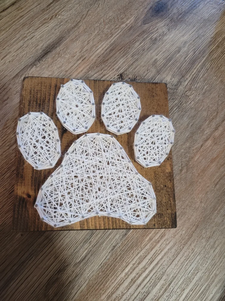 🧡Handmade String Art Paw Print thumbnail