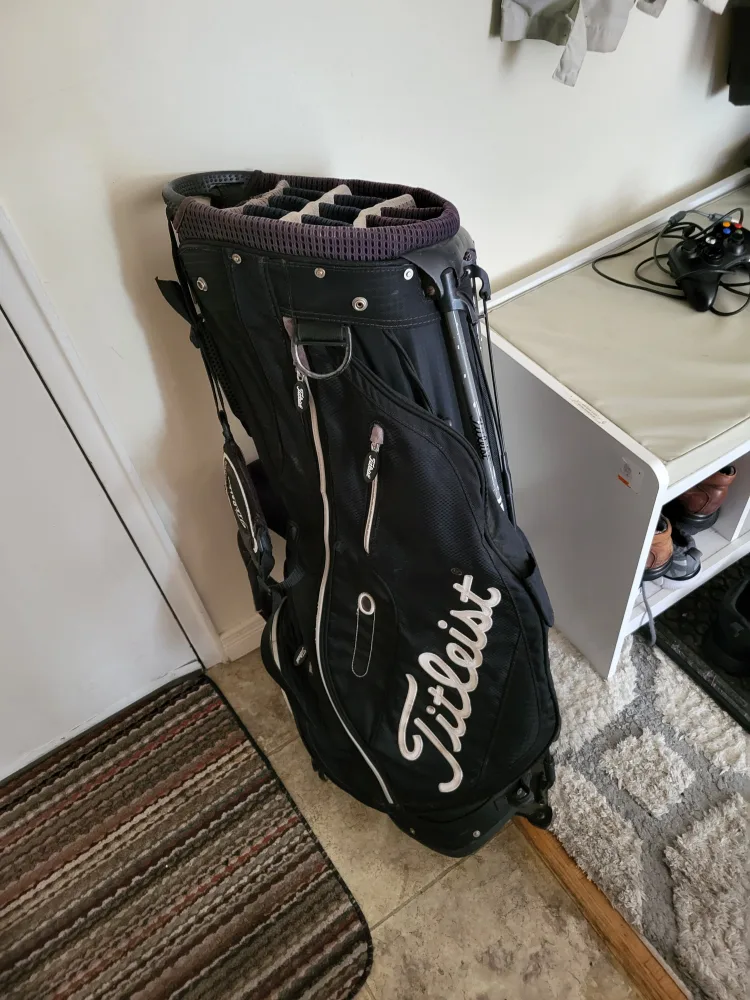 Titleist Golf Bag - Black thumbnail