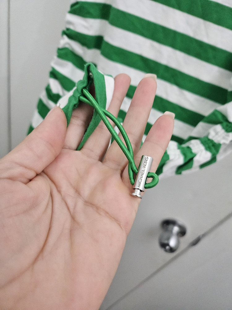 Chandail Michael Kors rayé vert et blanc - Taille M - photo 2