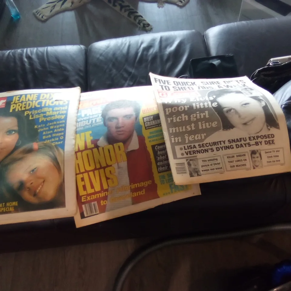 Elvis magazines thumbnail