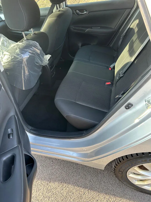 2019 Nissan Sentra - Silver Sedan image indicator(6)