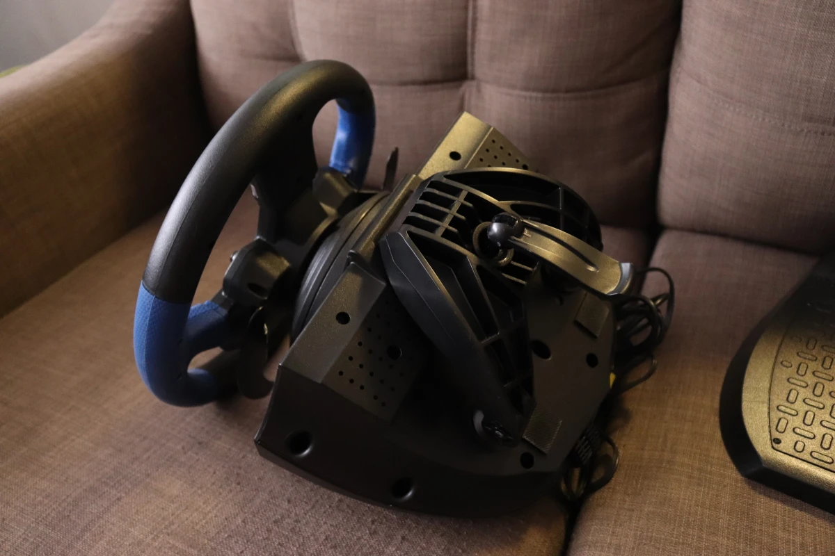 Sim racing wheel and pedals Thrustmaster T150 - photo 5
