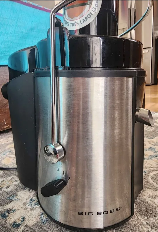 Big Boss Juicer - Stainless Steel & Black image indicator(2)