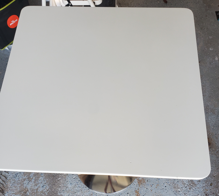 Square White Bar Table - photo 3