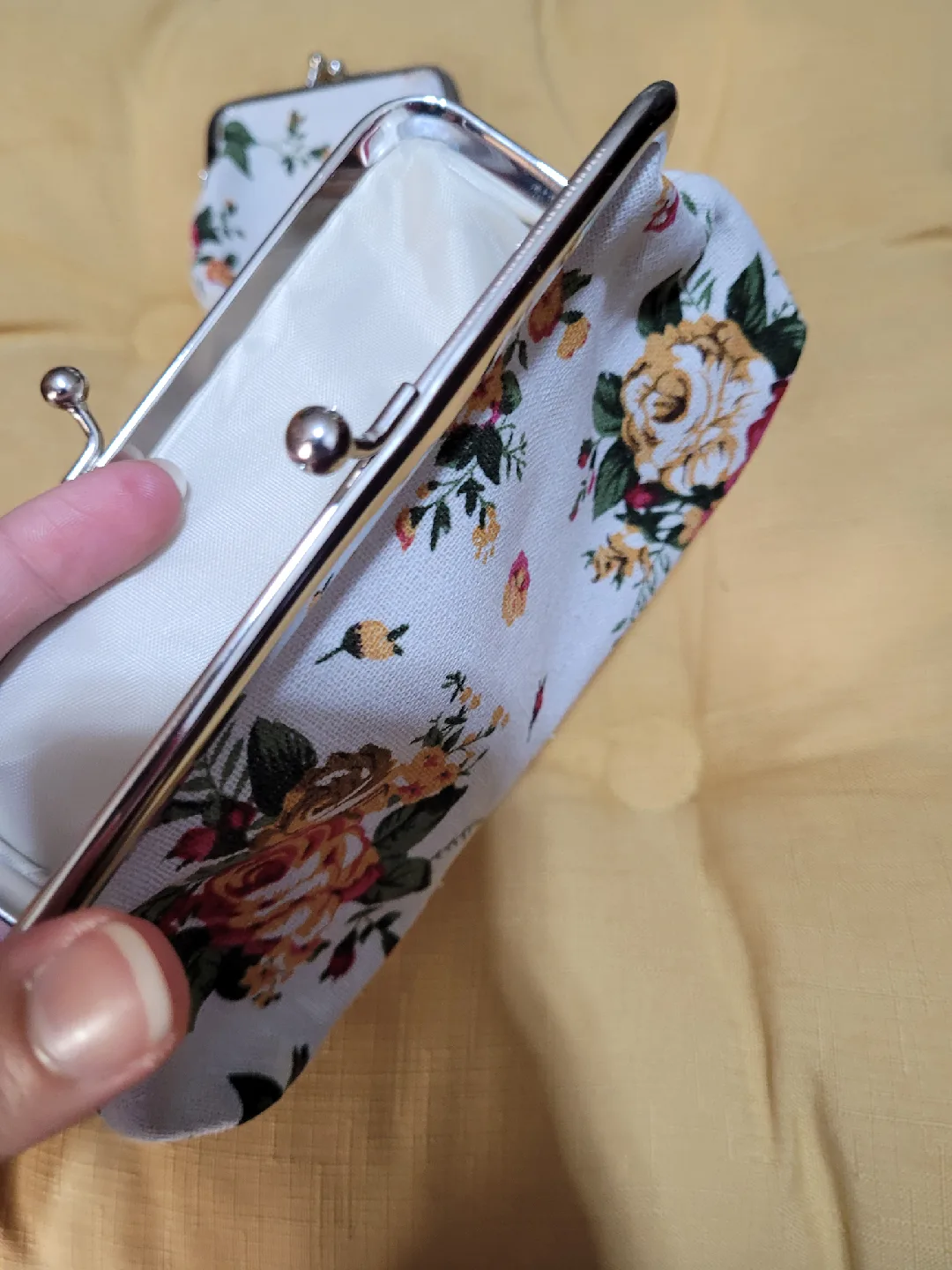 Floral Coin Purses - Set of 2 image indicator(4)