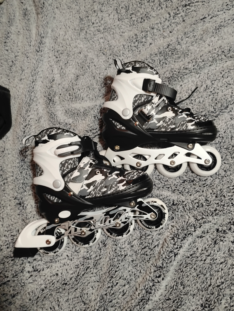 Inline Roller Skates - Black and White