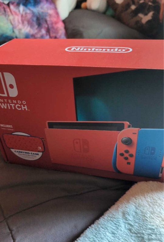 Nintendo Switch Console - Red