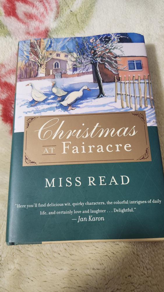 Christmas at Fairacre by Miss Read