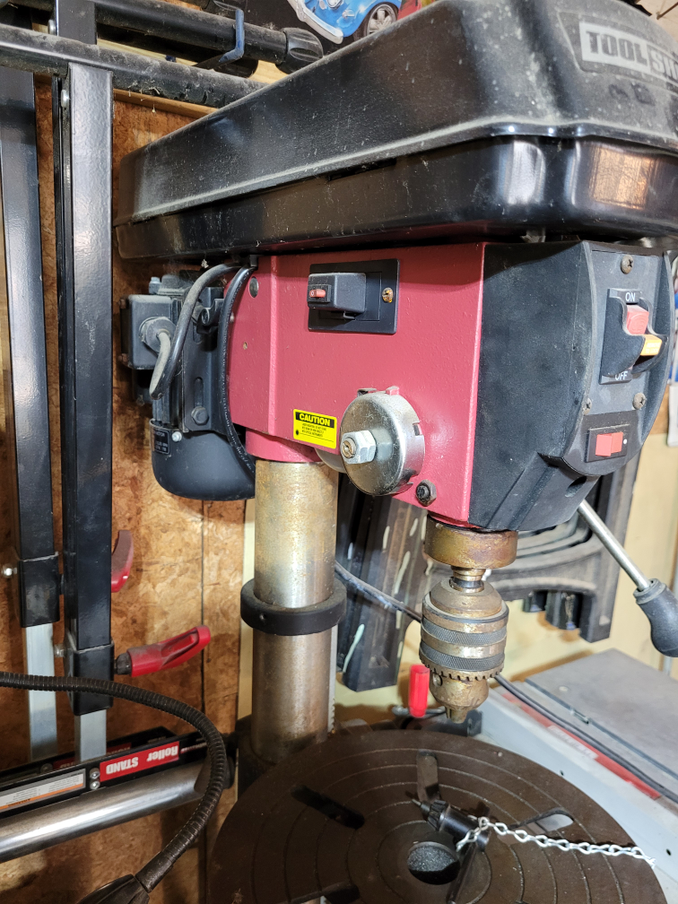 Tool Shop 13" 16-Speed Drill Press - photo 2