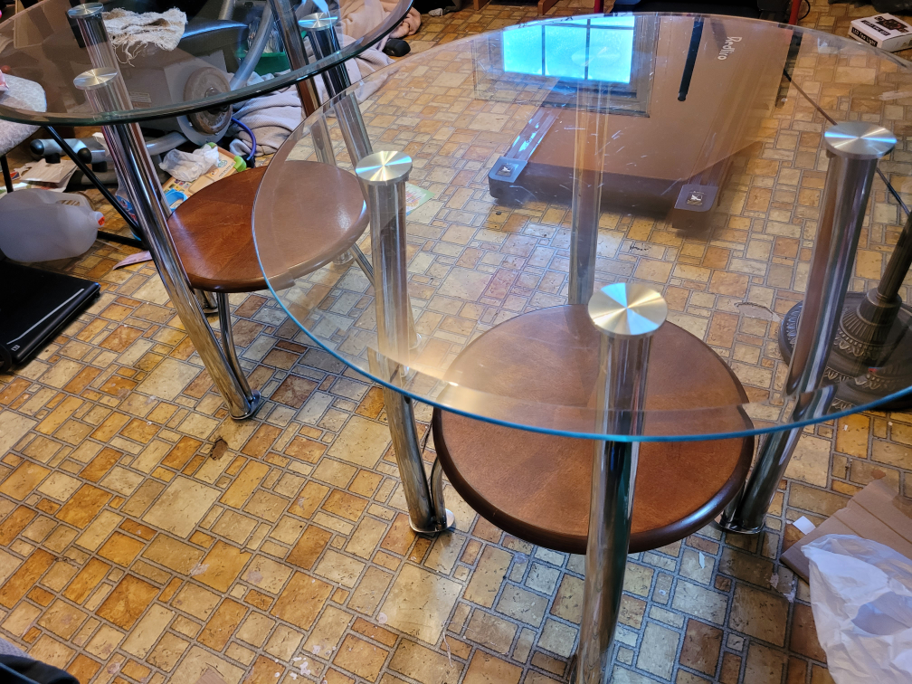 Glass top end tables - photo 2