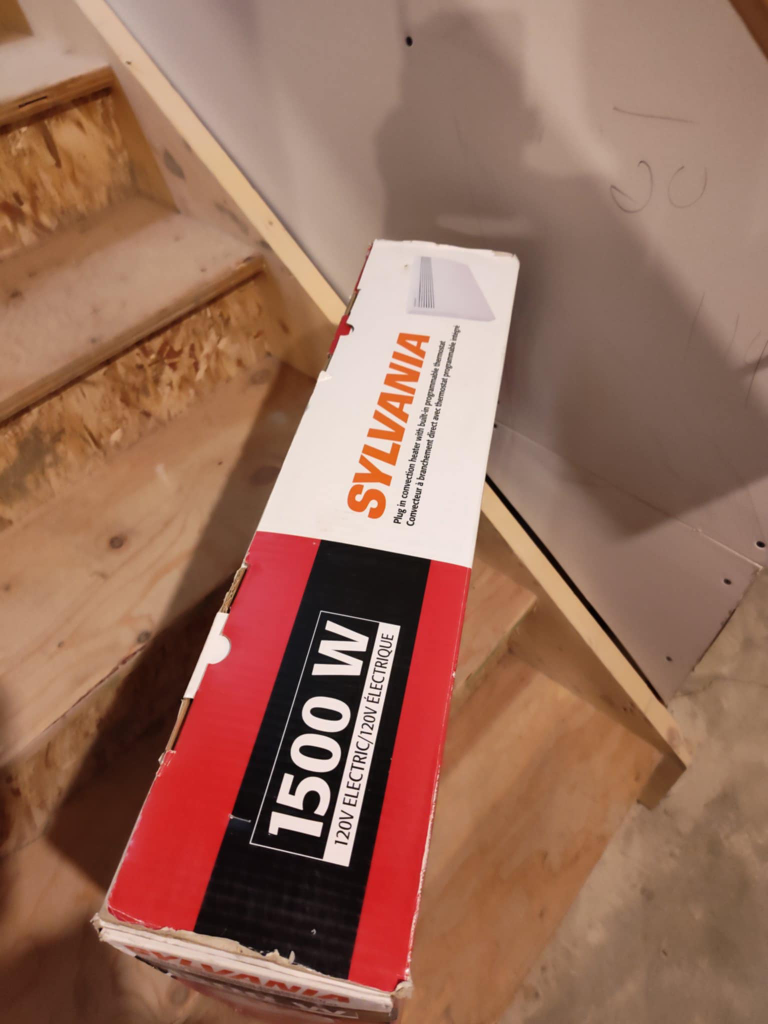 Sylvania 1500W Convection Heater - New in Box - photo 3