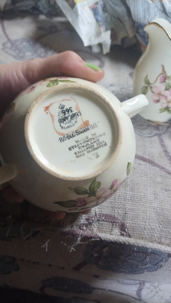 Royal Swan BlossomTime Creamer & Sugar Bowl Set with a bowl - photo 5