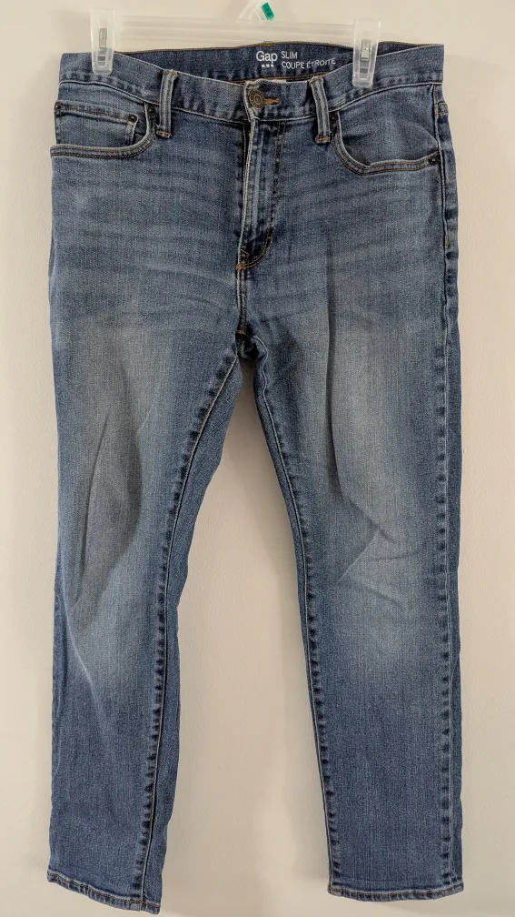 Mixed Men's Pants Bundle - Waist 31 and 30 - Length 30 and 32 image indicator(3)