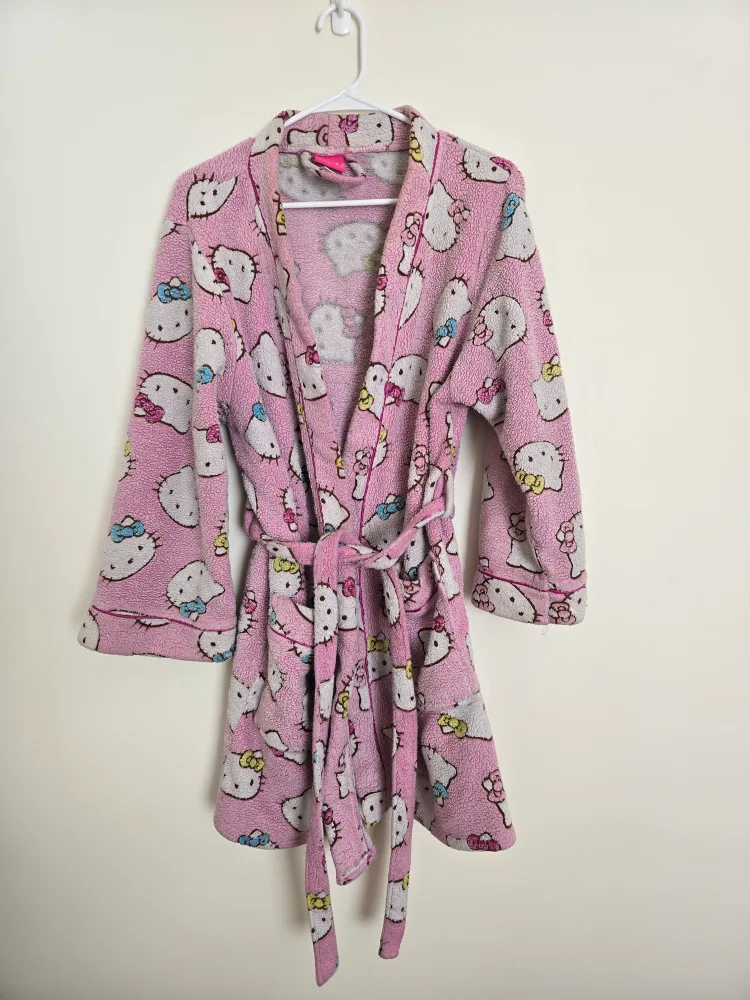 Hello Kitty Pink Fleece Bath Robe thumbnail