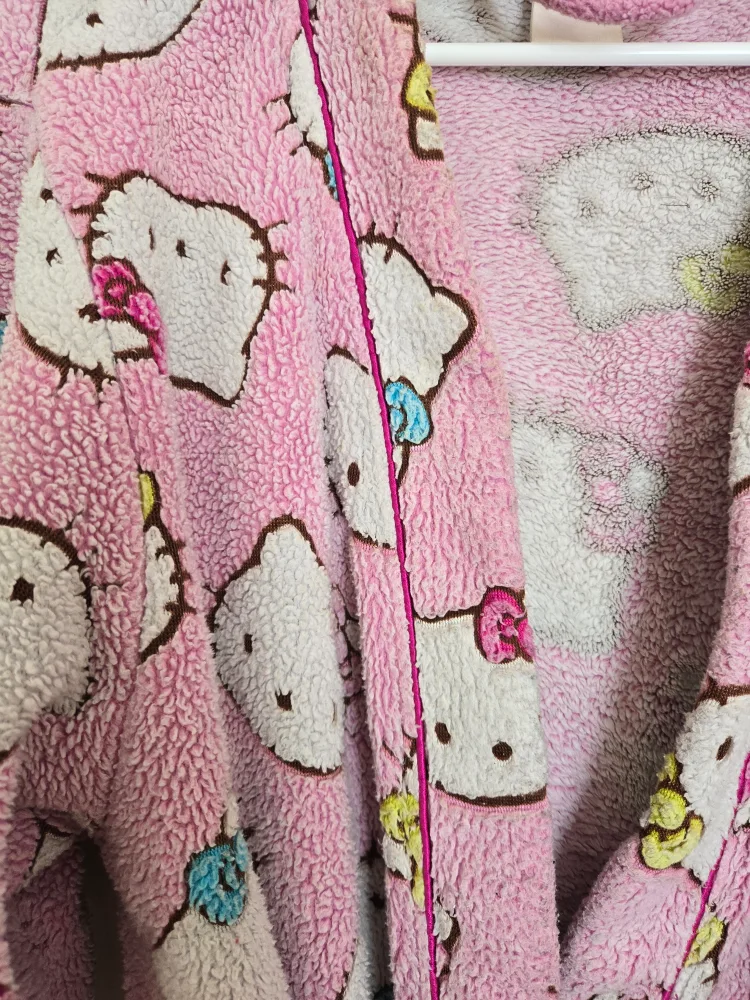 Hello Kitty Pink Fleece Bath Robe image indicator(3)