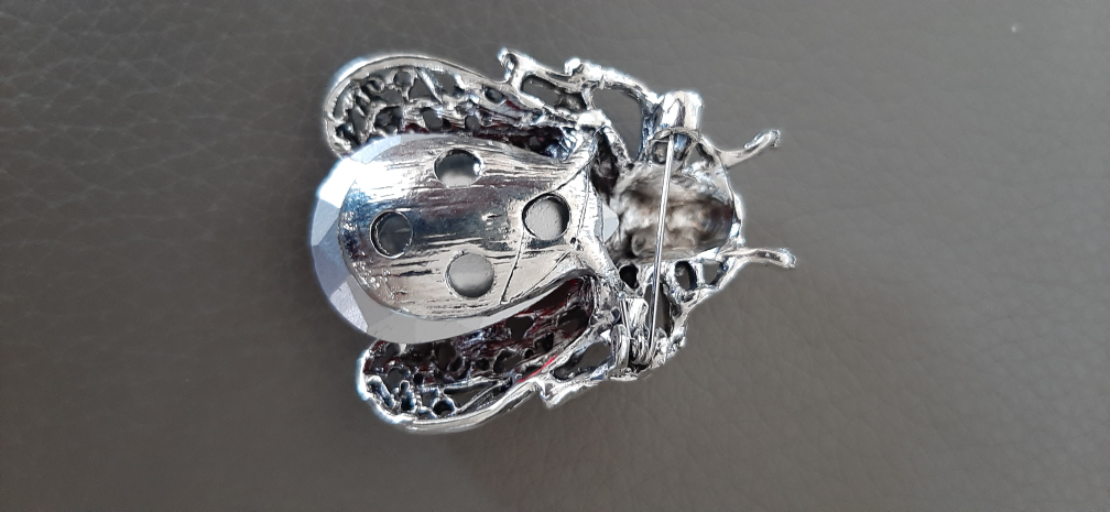 Red Gemstone Bug Brooch - photo 3