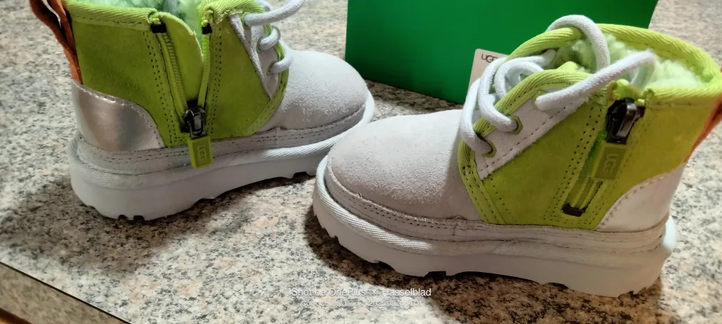 UGG Kids Bixbee Boot Sesame Street Oscar thumbnail