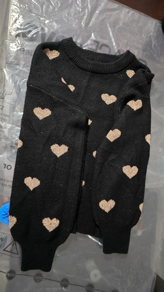 Black Heart Pattern Sweater thumbnail