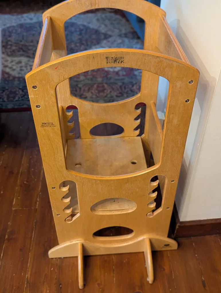 Wooden Learning Tower image indicator(2)