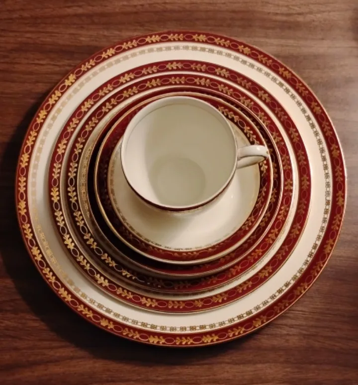 6 pc Set • Vintage Alfred Meakin Kingsdale 18KT Gold Dinnerware thumbnail