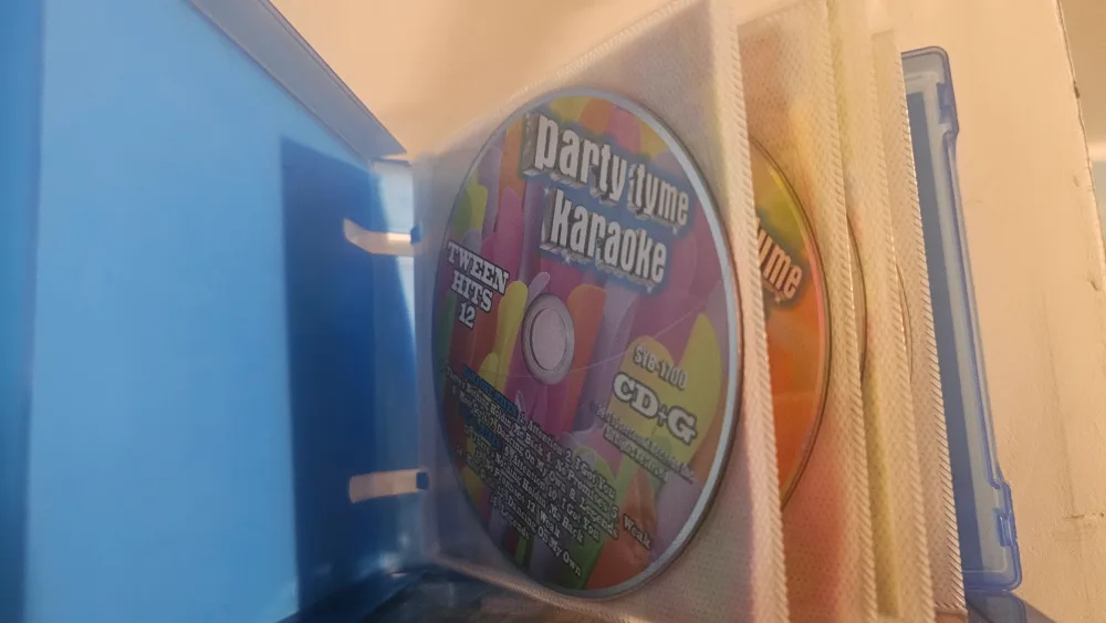 Partytyme Karaoke Tween Party Pack 3 image indicator(3)