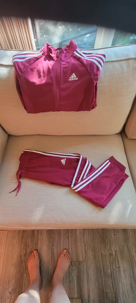 Adidas primegreen Burgundy and White top and pants thumbnail