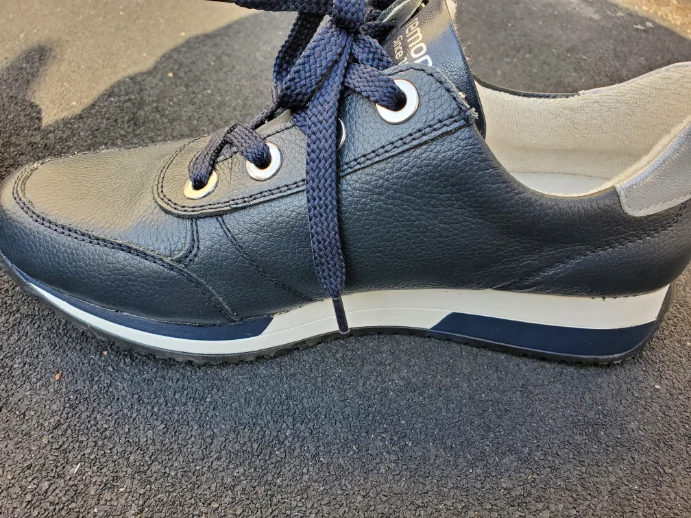 Remonte genuine leather running shoes - SIZE 8 image indicator(6)