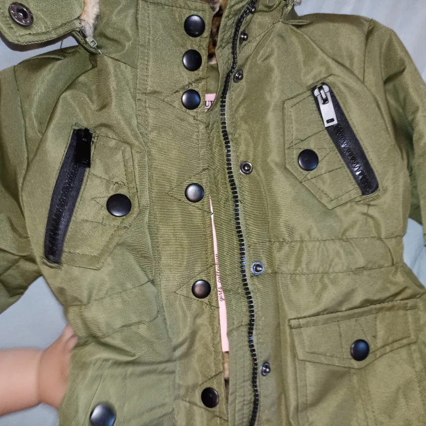 ‼️New‼️Urban Republic Girls' Collection 3T Olive Jacket image indicator(4)