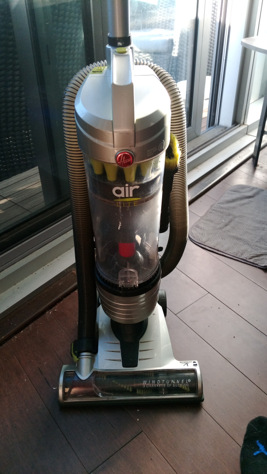 Hoover Air Lite WindTunnel 3 Vacuum