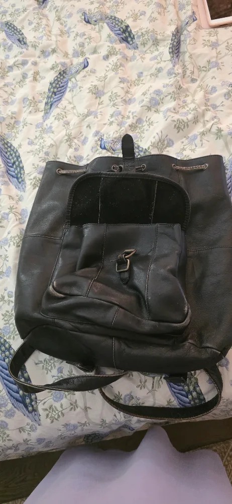 Vintage Leather Backpack - Black image indicator(6)