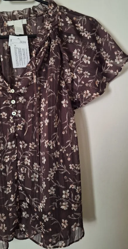 H&M Floral Blouse - Size 10 image indicator(4)