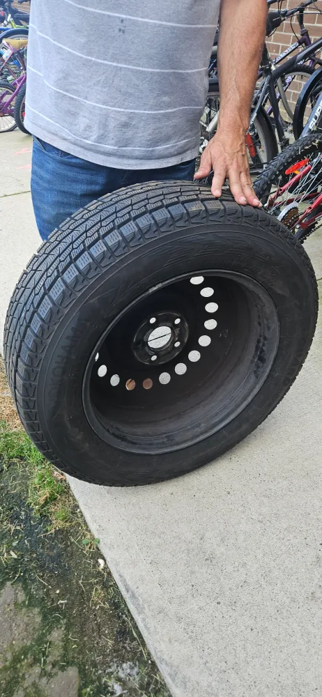 4 Set of Winter Tire Nissan Rogue 225/65R17