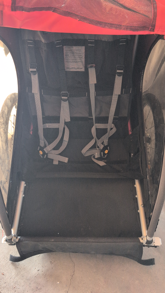 Like new Burley Honeybee Child Carrier Bike Trailer - Red/Black - photo 4