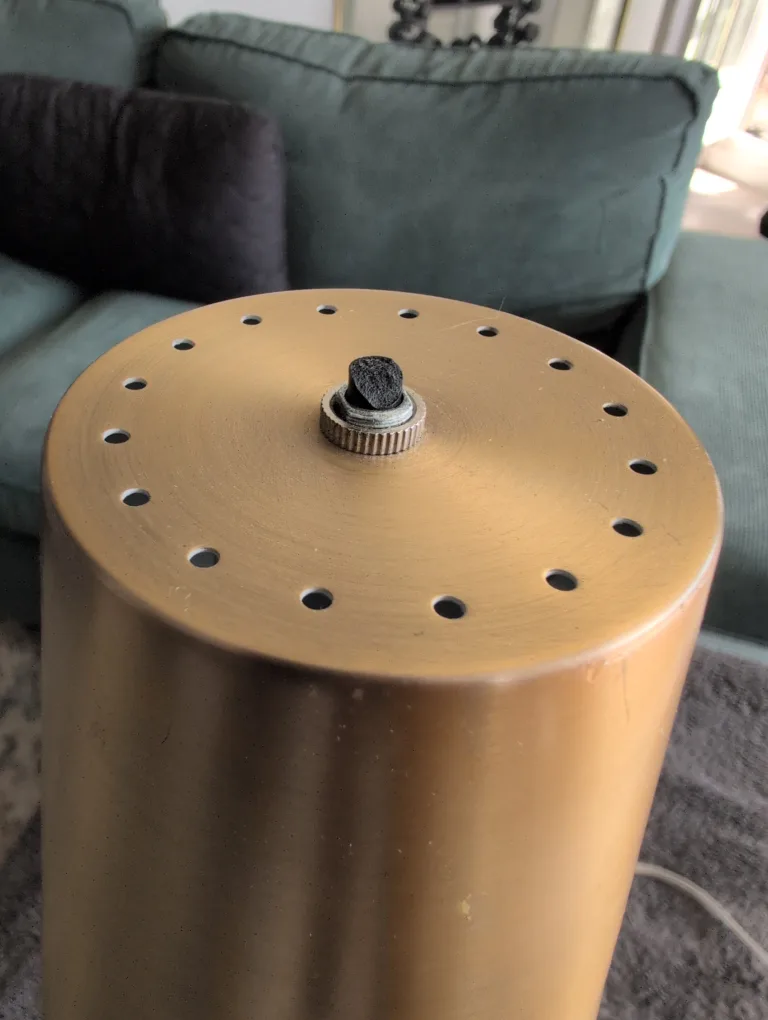 Gold Desk Lamp image indicator(2)