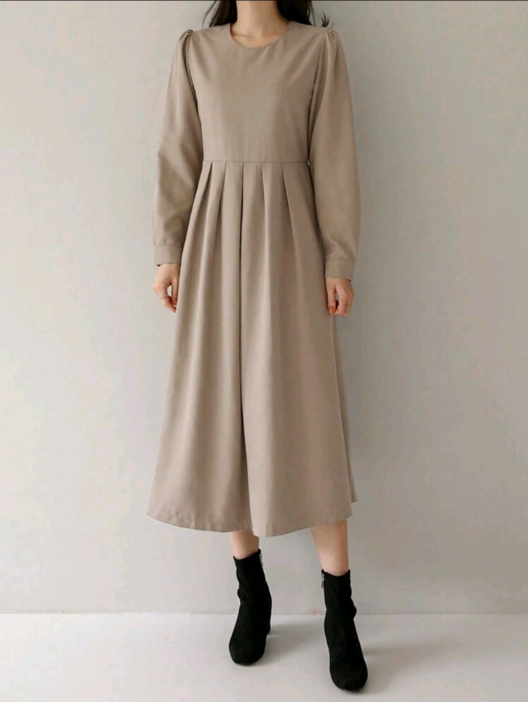 [SHEIN] Beige Long Sleeve Dress