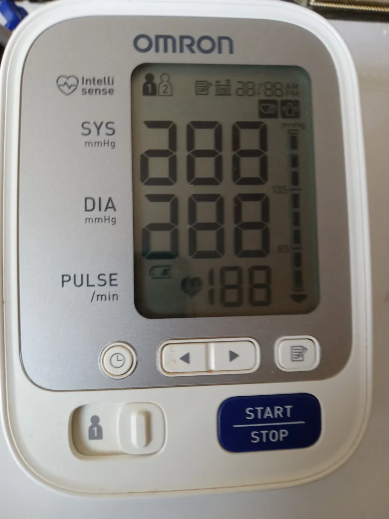 Omron Blood Pressure Monitor thumbnail