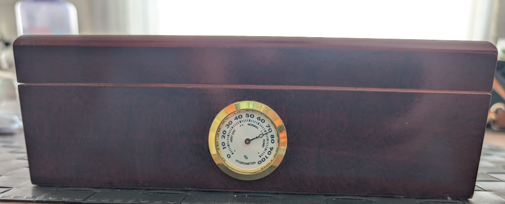 Cigar Humidor Box with Accessories - photo 3